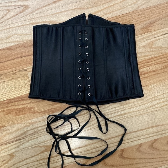 Alivila Y Corsette Boustiere Black Lace Up Satin Sexy Fancy Event Festival Sz XL - Picture 2 of 7